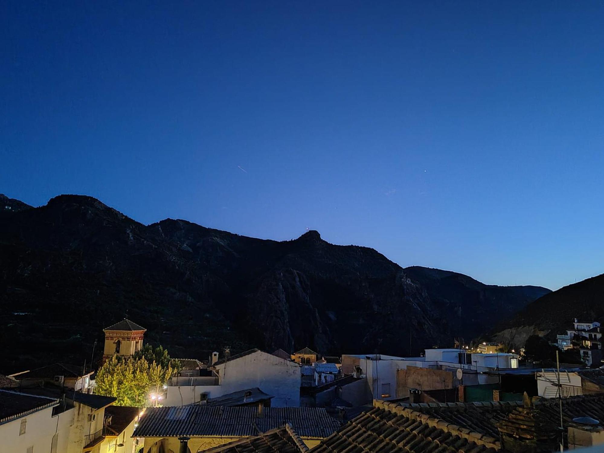 La Noguera Rural Suite Guejar Sierra Ngoại thất bức ảnh