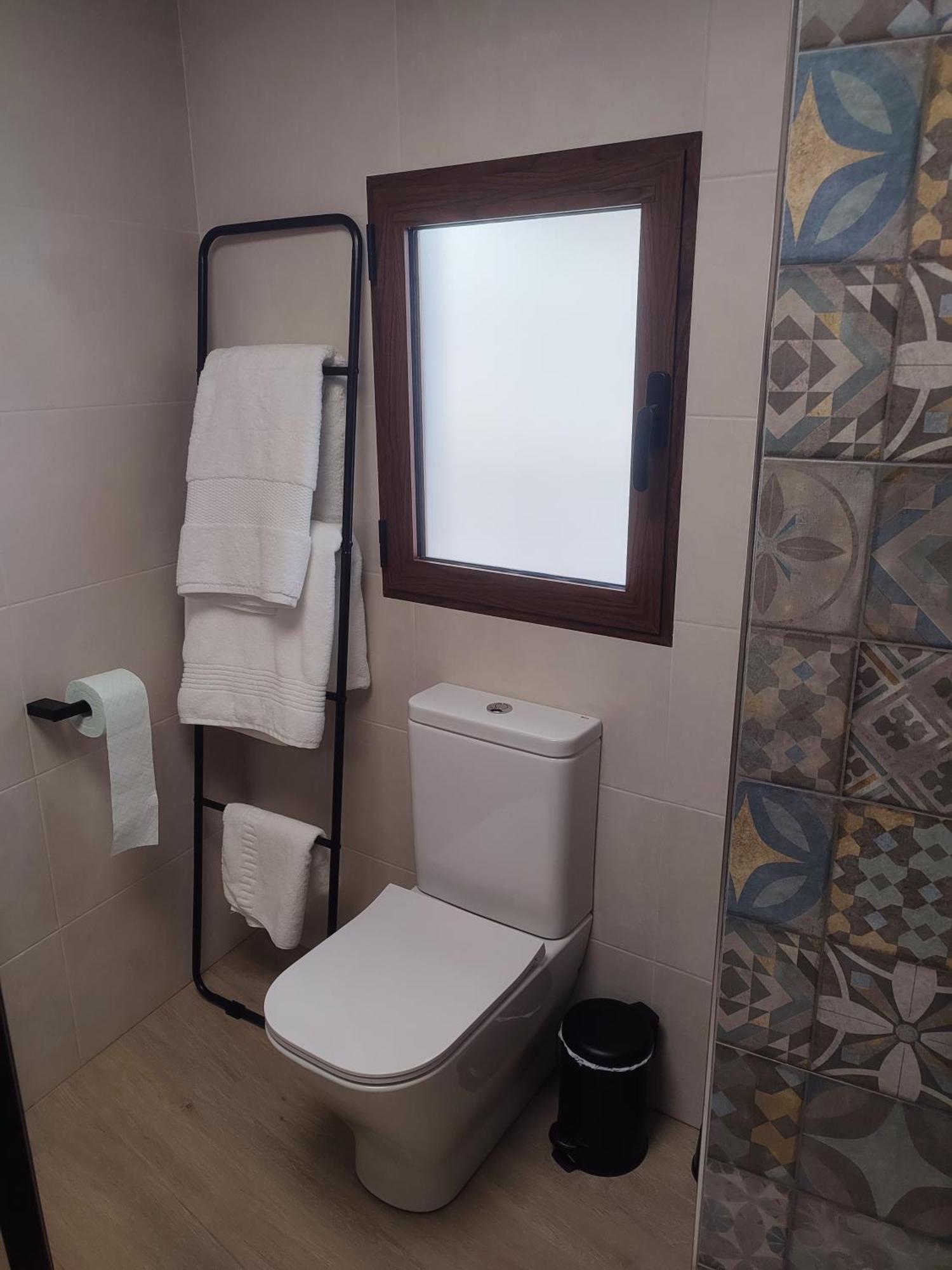 La Noguera Rural Suite Guejar Sierra Ngoại thất bức ảnh